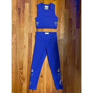 SOLD! asos cropped activewear set size US2